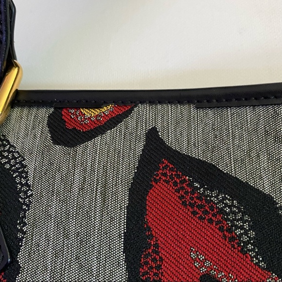 Vivienne Westwood Heart and Logo Crossbody Bag - Picture 6 of 6